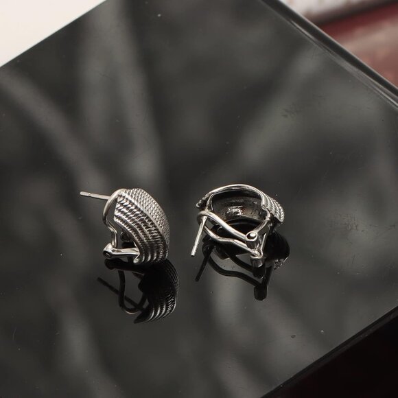 🆕 Women Silver Pierced Stud Earrings Sterling Medium Large Omega Back Jewelry - Picture 3 of 6